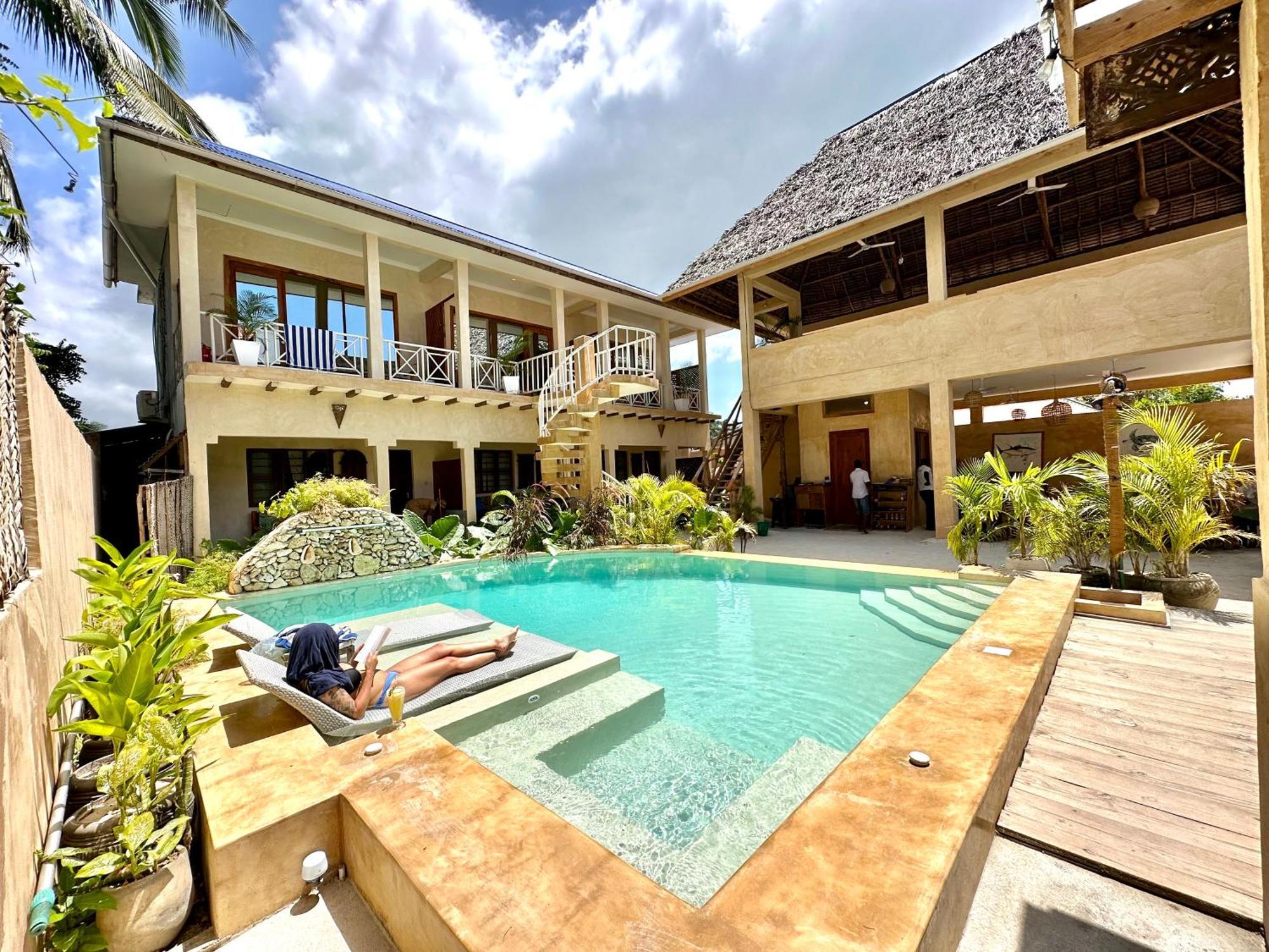 Chikachika Beach B&B Nungwi Exterior foto